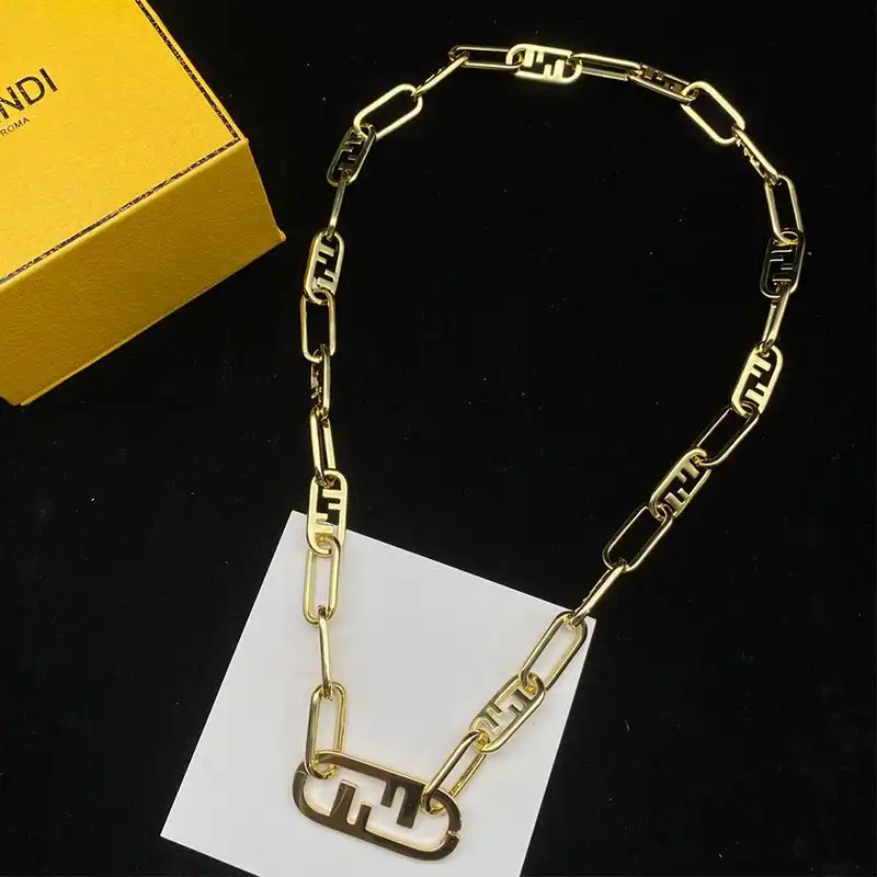 Affordable Fendi O'Lock Mesh Necklace In Metal Gold 0122